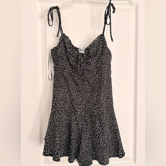 Princess Polly Rada romper - Picture 5 of 7